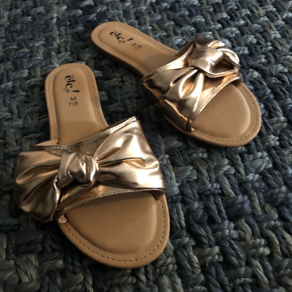 Bow slip on sandals